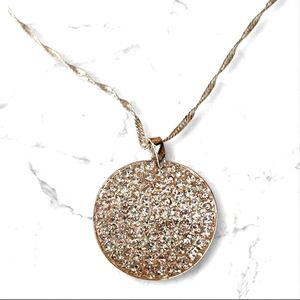 Elegant Silver Pendant Necklace